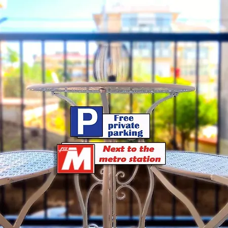 Kataneasyhouse Apartmán *